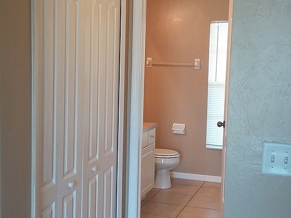 2nd image of 3002 NE 7th Pl