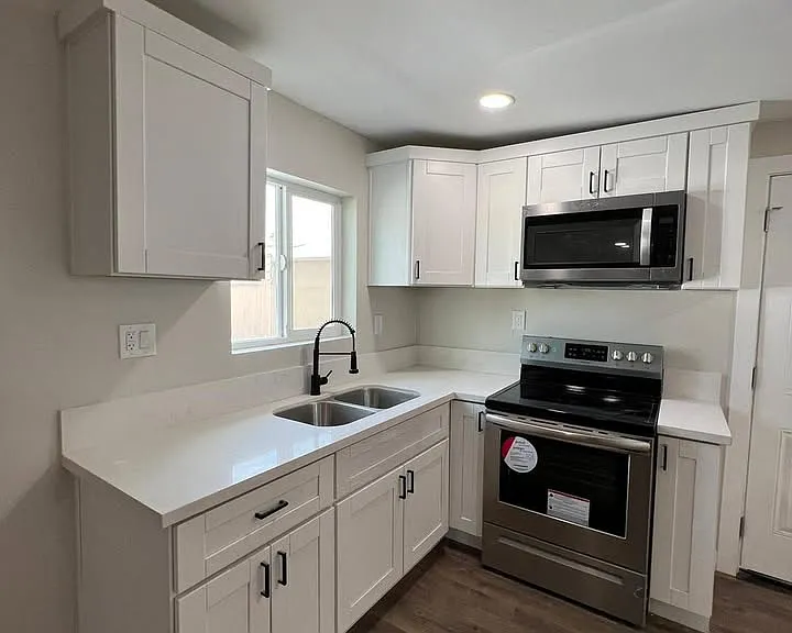 505 Hilltop Dr #B — Photo 3
