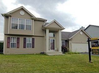 1007 Yellowstone Ln, Harvard, IL 60033