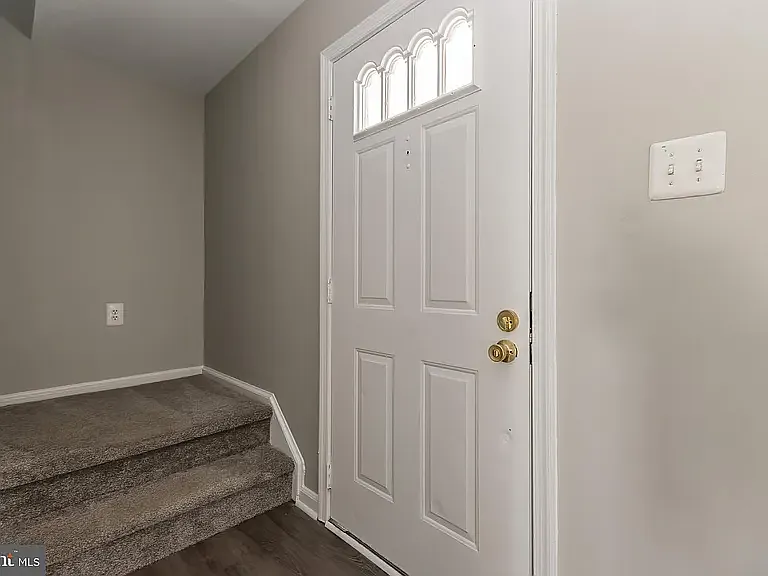 1501 Echo St — Photo 15