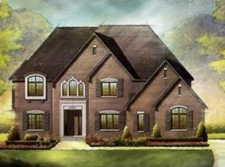 488 Oak Arbor Cir W, Rochester, MI 48306