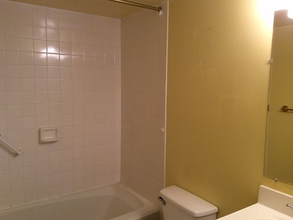 5th image of 40 Andalusia Ct