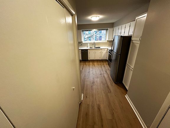 2nd image of 11201 S Langley Ave APT 2E