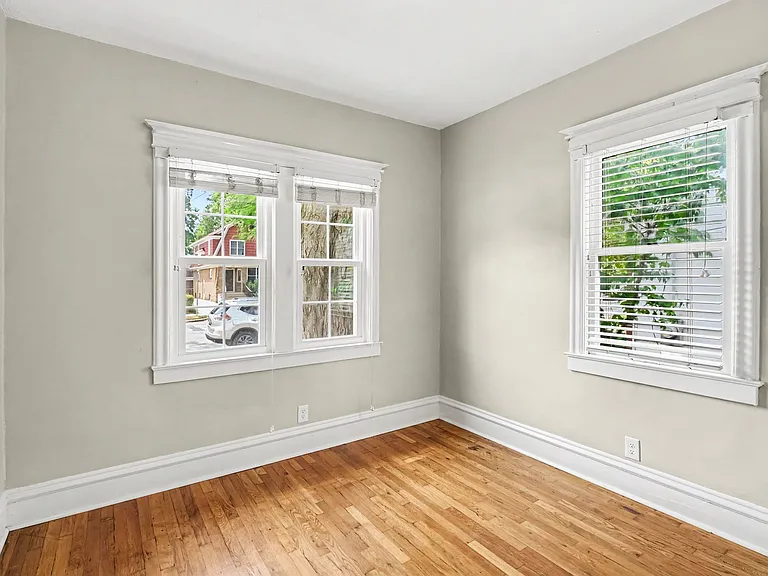 2125 Wealthy St SE #1 — Photo 26