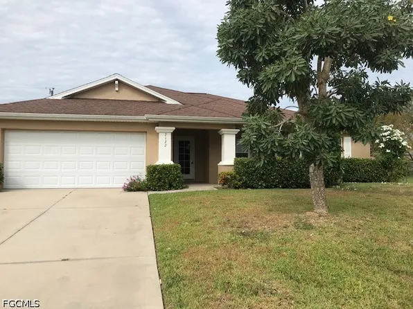 2122 NE 14th Ave, Cape Coral, FL 33909