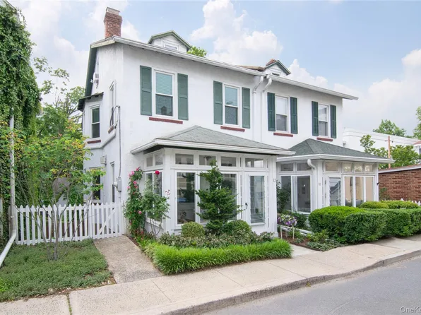 12 Grinnell Street, Irvington, NY 10533