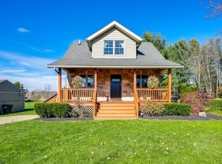 3417 Lake Rockwell Rd, Ravenna, OH 44266
