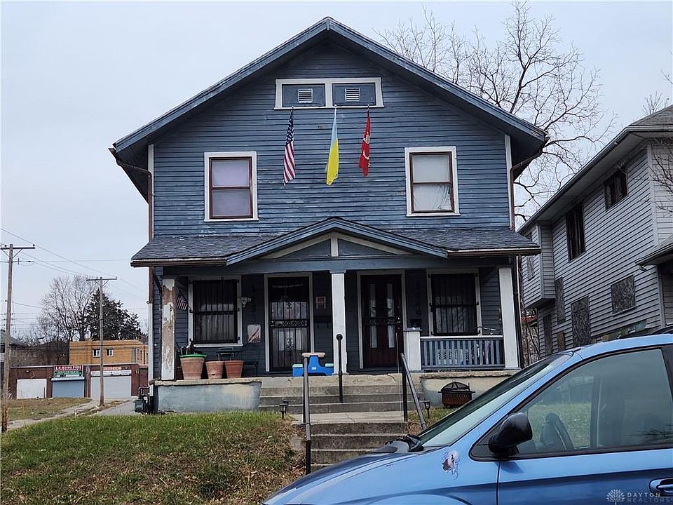 1st image of 1749 W Grand Ave