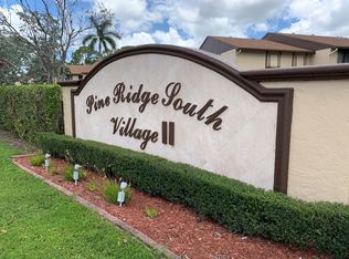 214 Pine Hov Cir APT B-2, Greenacres, FL 33463