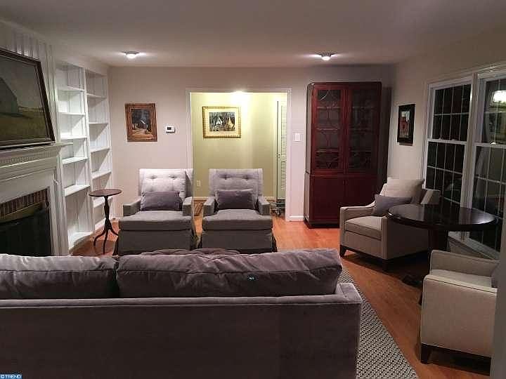 2nd image of 600 Whitby Dr