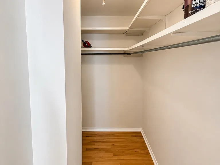 2028 W Armitage Ave #2R — Photo 6