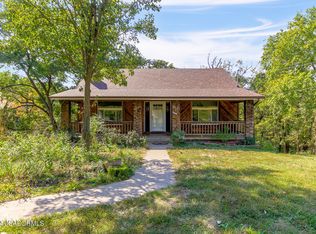 3227 S Ten Mile Dr, Jefferson City, MO 65109