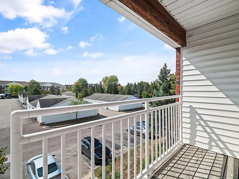 Cherry Tree Village Apartments — Photo 201