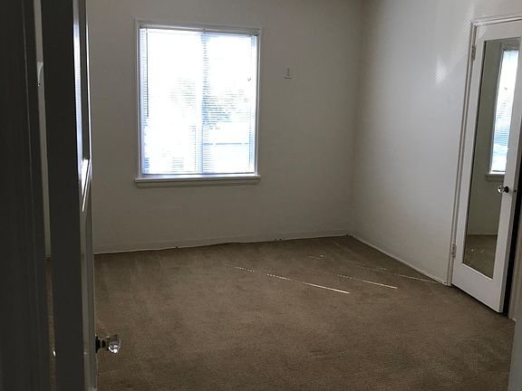 4th image of 5295 E 1st St