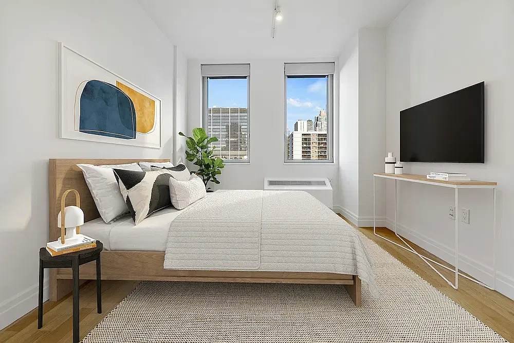 550 W 54th St — Photo 2