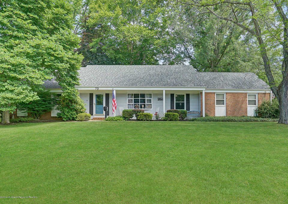 1st image of 73 Stratford Dr