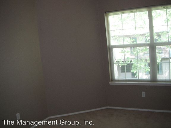 3rd image of 4701 NE 77th Ave APT 9C