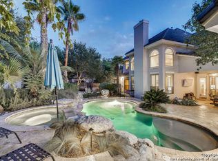 35 Three Lakes Dr, San Antonio, TX 78248