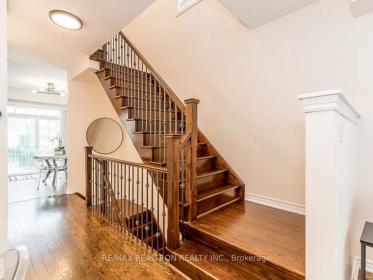 28 Donald Buttress Blvd W — Photo 26
