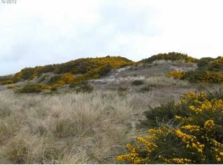 295 15th St SE, Bandon, OR 97411