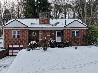 106 Maplecrest St SW, North Canton, OH, 44720