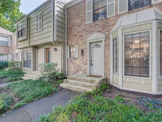 7505 Memorial Woods Dr APT 14, Houston, TX 77024