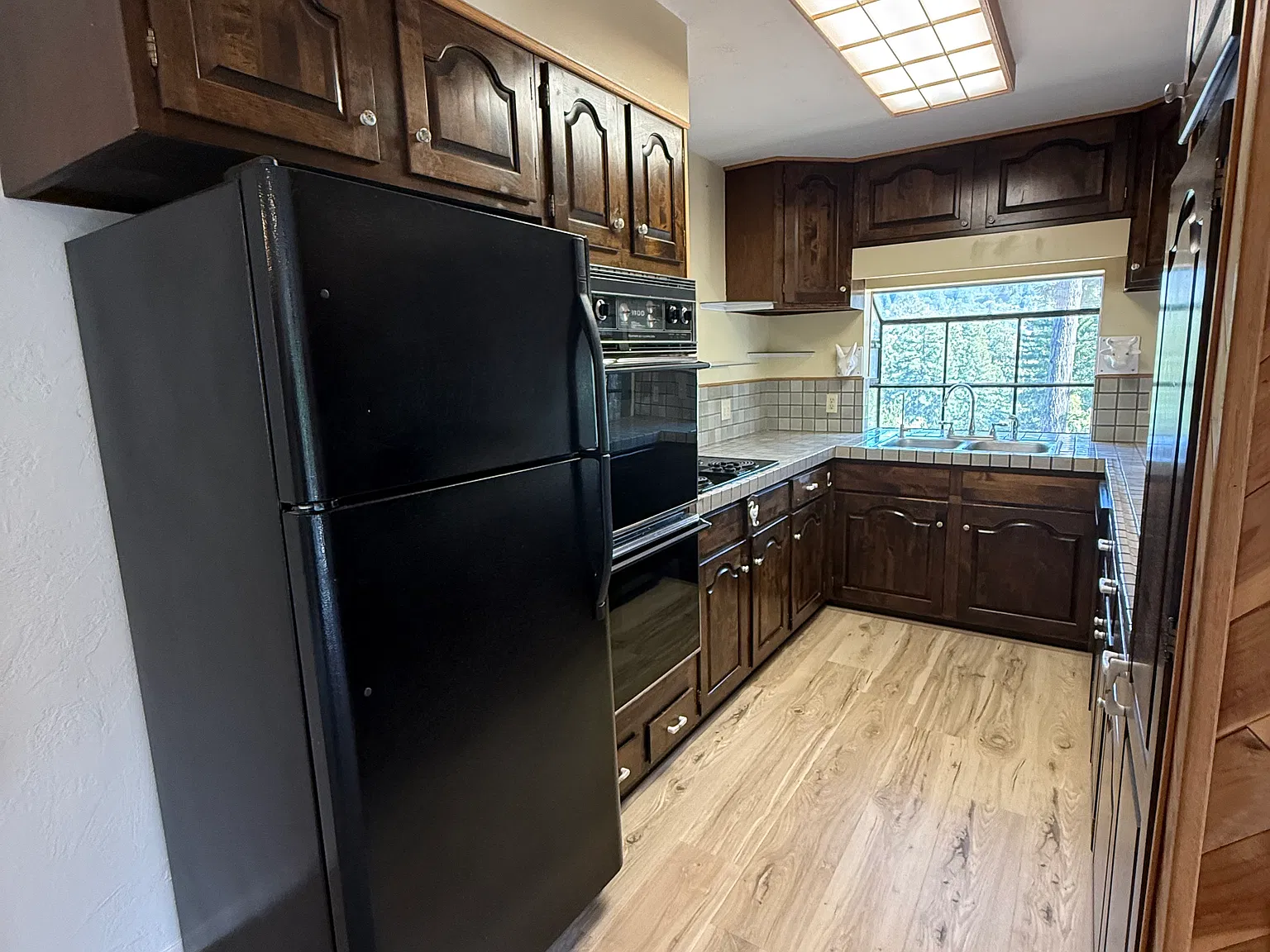 155 Sears Ranch Rd — Photo 3