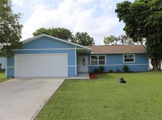 1820 NE 3rd St, Cape Coral, FL 33909