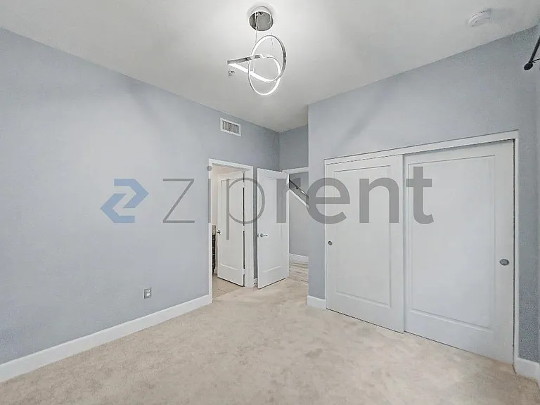 300 E 4th St #407 — Photo 23