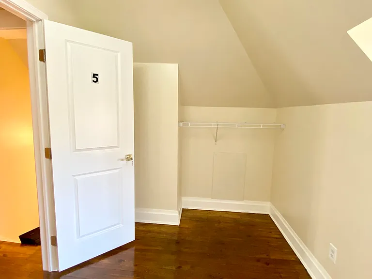 1372 Neil Ave #B — Photo 12