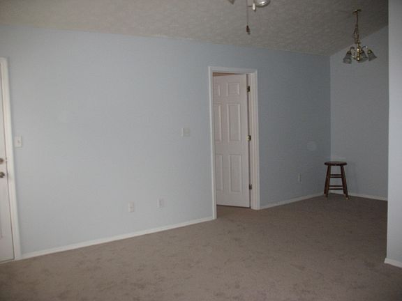 4th image of 5501 Kalispell Way