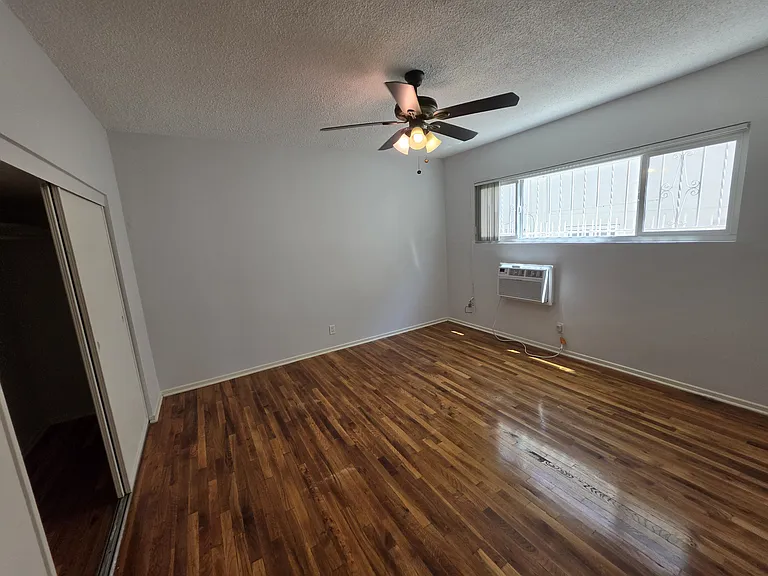 1732 N Harvard Blvd #106 — Photo 22