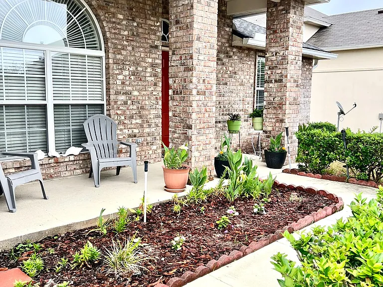 3258 Woodglen Dr — Photo 3