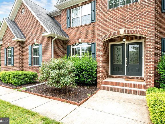 4th image of 10350 Tydings Ct