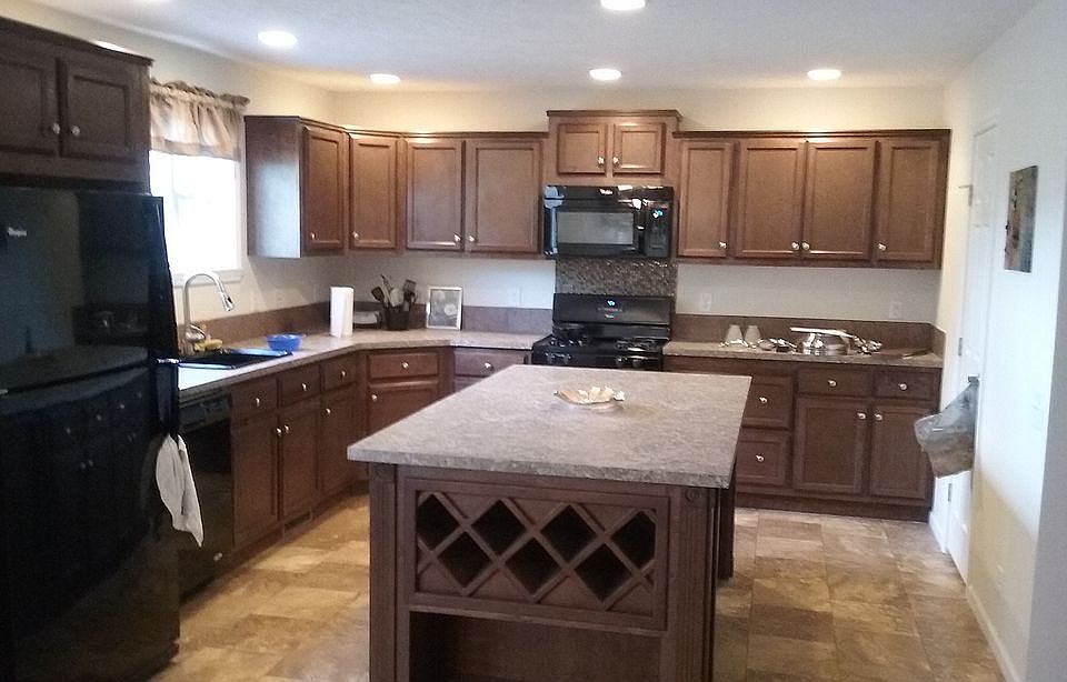 1st image of 1 Ash Knoll Dr