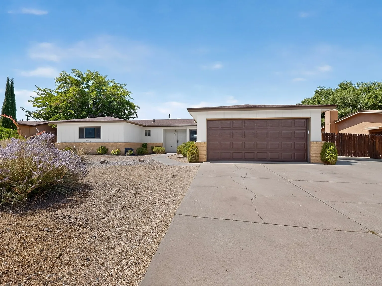 4 bed, 1750 sqft, $3,000 — Photo 4