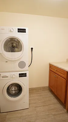 Rented by Alexander Hidalgo, Inc. | media 76