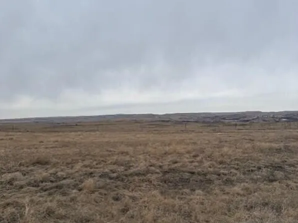 1 Terrier Ln, Mandan, ND 58554