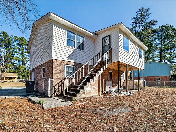 3rd image of 2862 Conniston Drive
