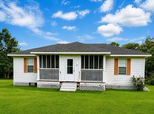 50 Sir Gawain Dr, Sargent, TX 77414