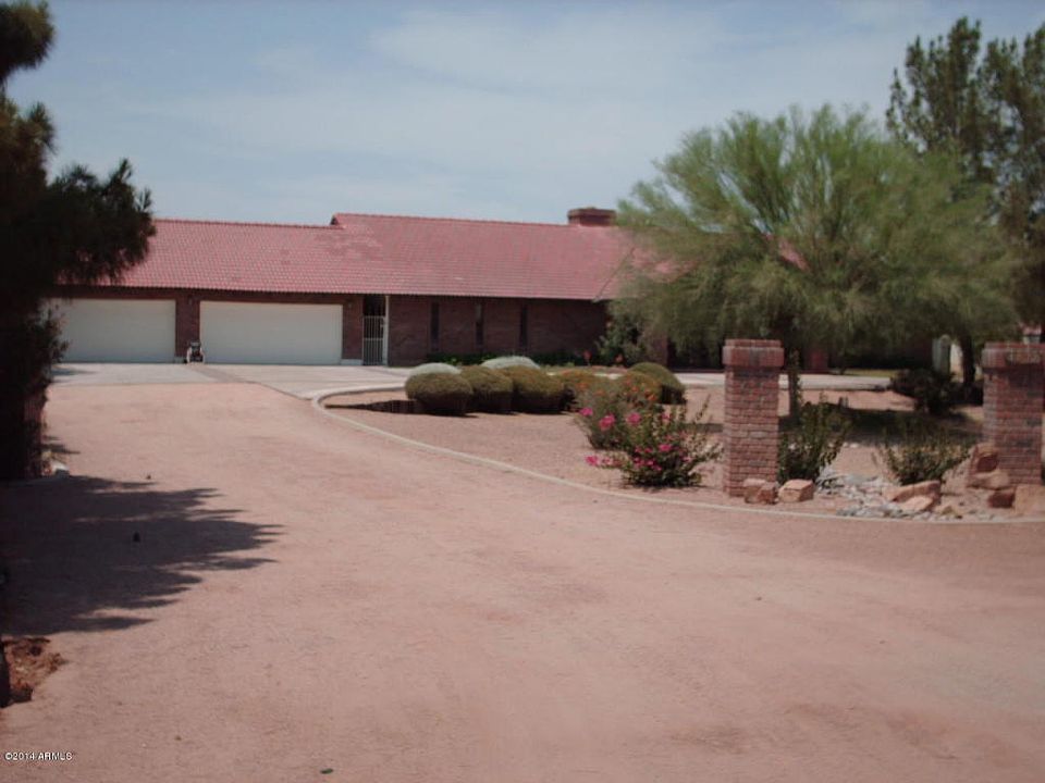1st image of 4122 E Edgewood Cir