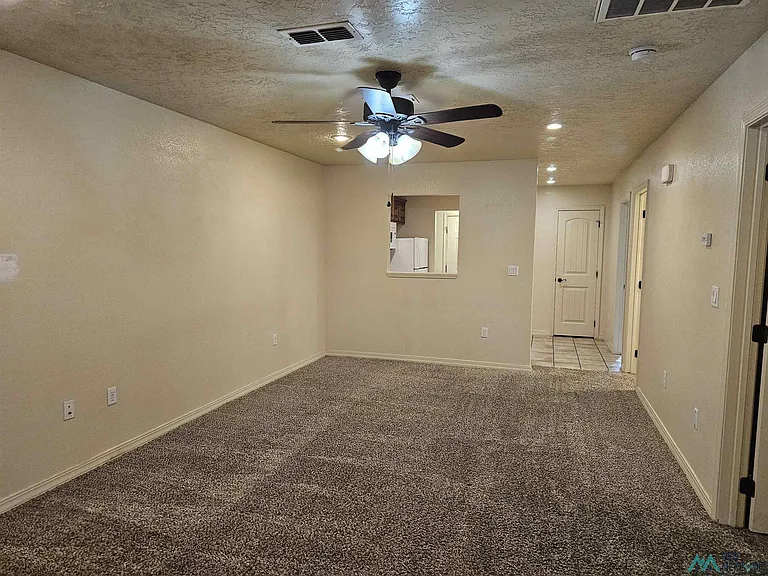 808 Wright St — Photo 2