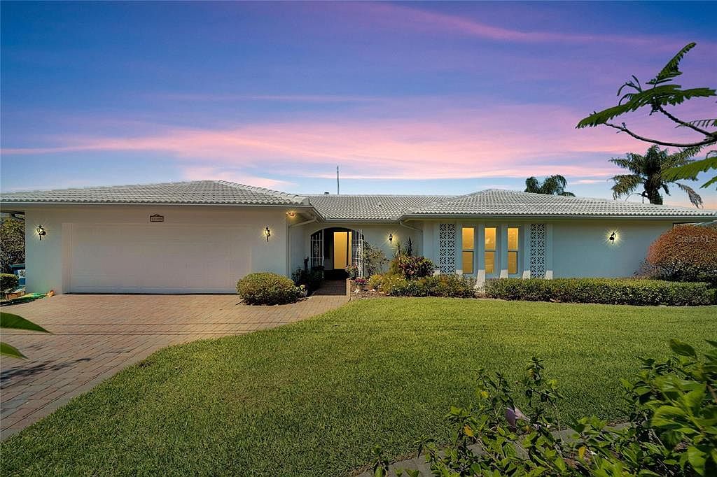 12300 7th St E, Treasure Island, FL 33706 MLS U8200408 Zillow