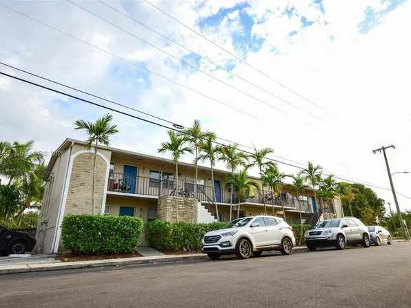 409 4th Ave N, Lake Worth, FL 33460