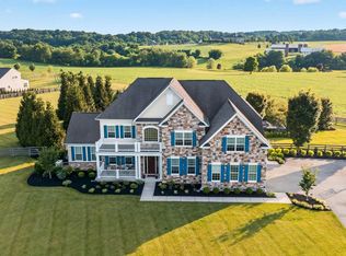 6704 Senecca Ln, Sykesville, MD 21784