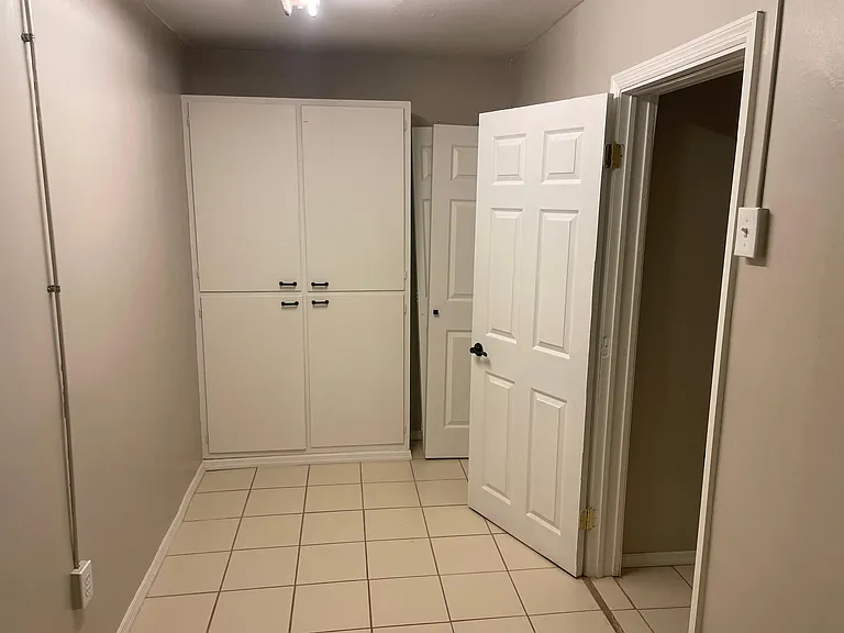 3187 Abbott Rd — Photo 19