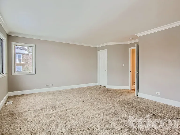 11059 Catherine Dr — Photo 15