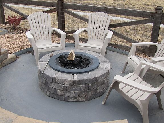 BACKYARD FIREPIT