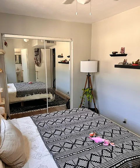610 23rd St #19 — Photo 9