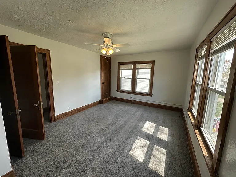 2037 Floral Ave — Photo 19